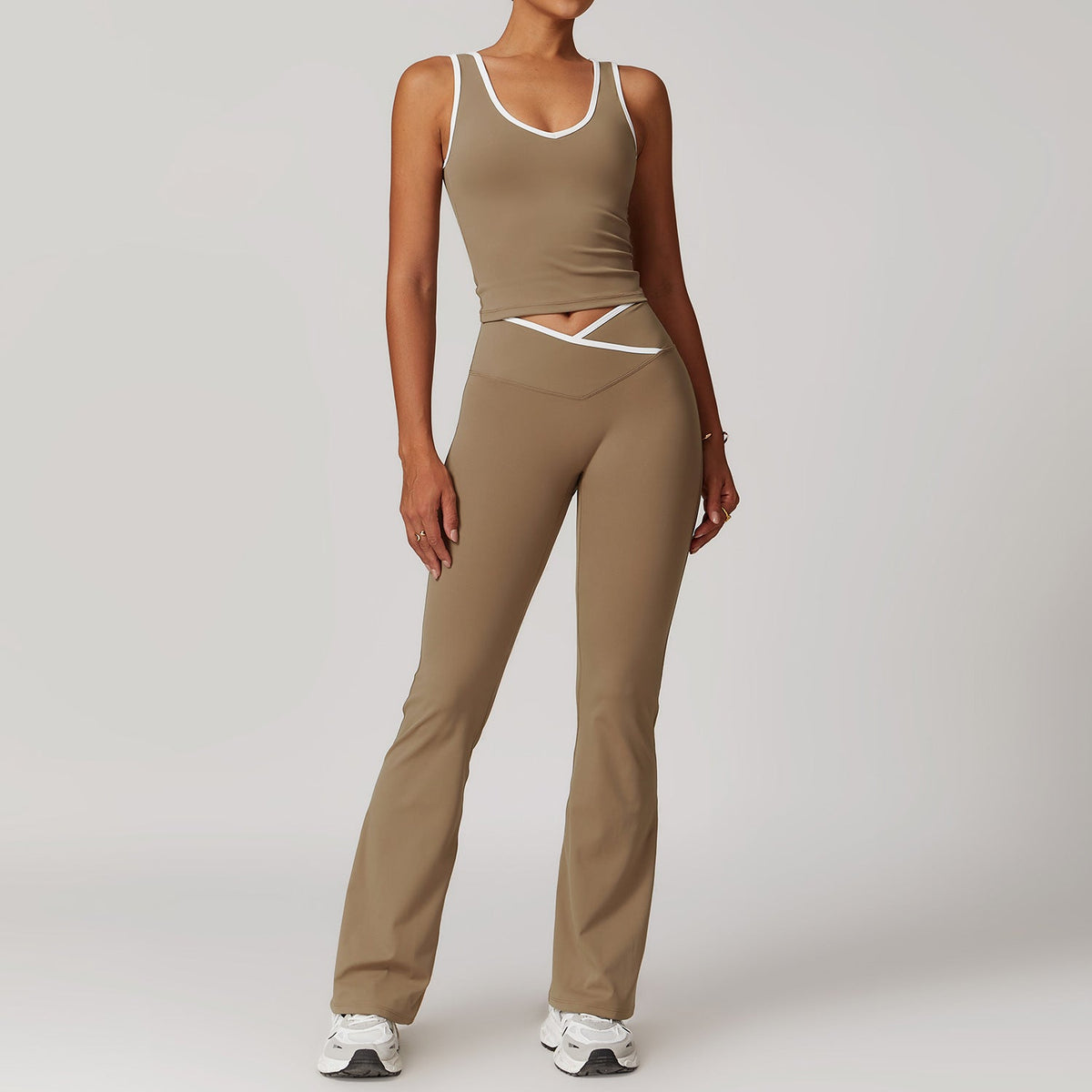 Damen-Sportweste mit Kontrastfarben und V-Ausschnitt – Sexy, eng anliegendes Workout-Set