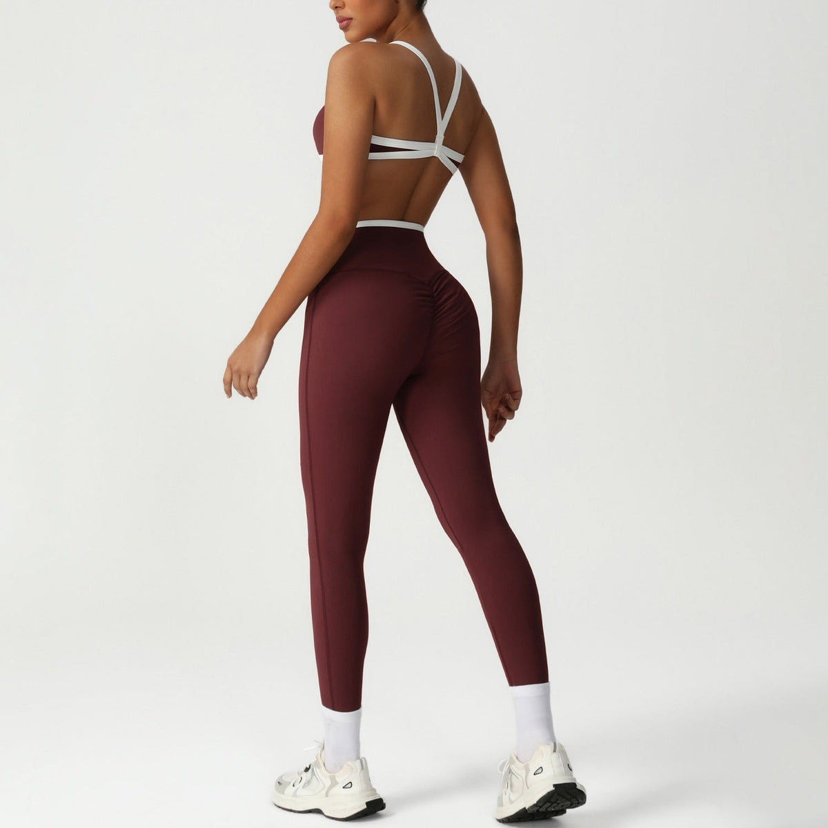 Pfirsichfarbener High-Waist-Yoga-Anzug mit eng anliegenden Hosen – figurformendes Yoga-Activewear-Set
