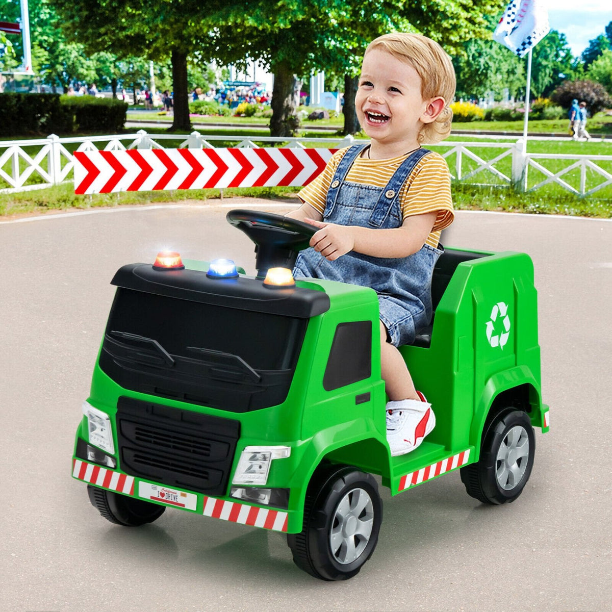 12-V-Kinder-Müllwagen zum Draufsitzen mit 6 Recyclingteilen, 3 Warnleuchten, Fernbedienung für Eltern und Getränkehalter, 77 lb, Grün