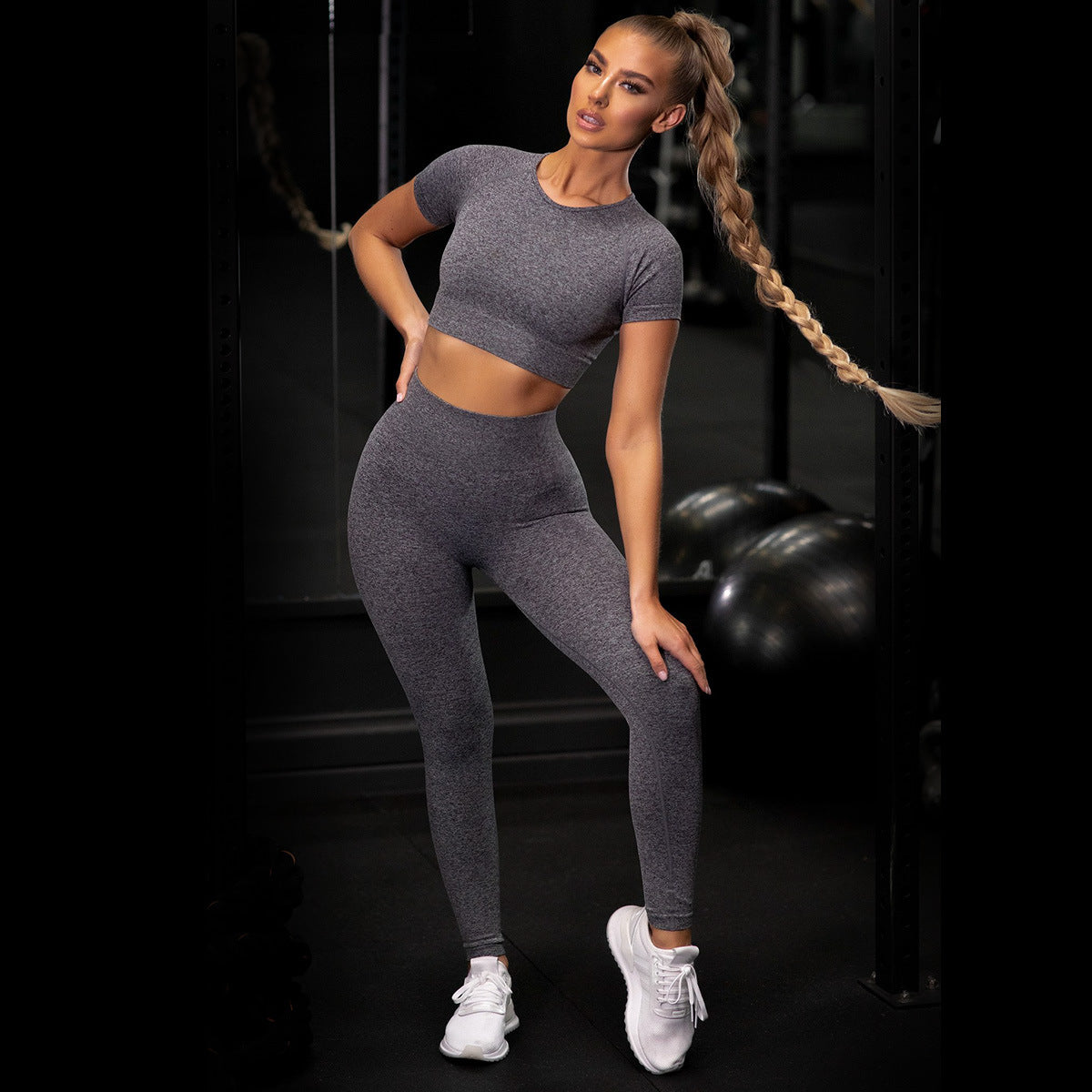 Einfarbiges Yoga-Set für Damen – Zweiteiliges Fitness- und Sport-Workout-Outfit