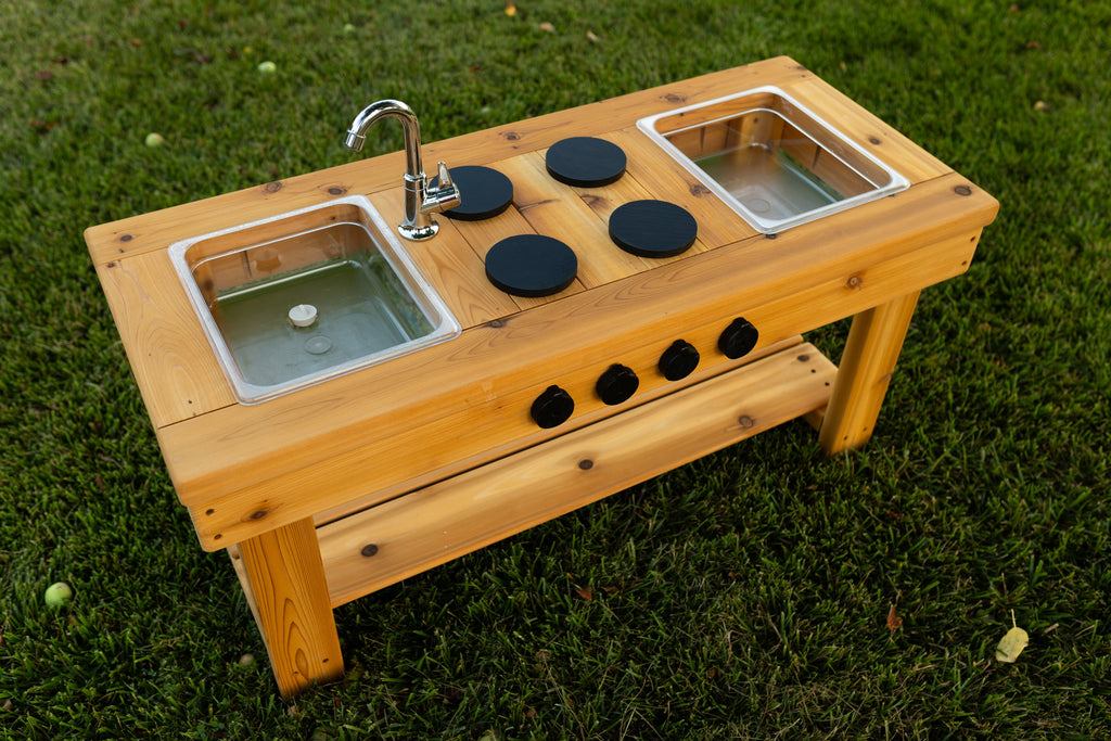 Centered Simple Mud Kitchen (Clear Sinks)