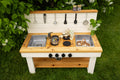 Painted Simple kitchen with backsplash & shelf (Centered)