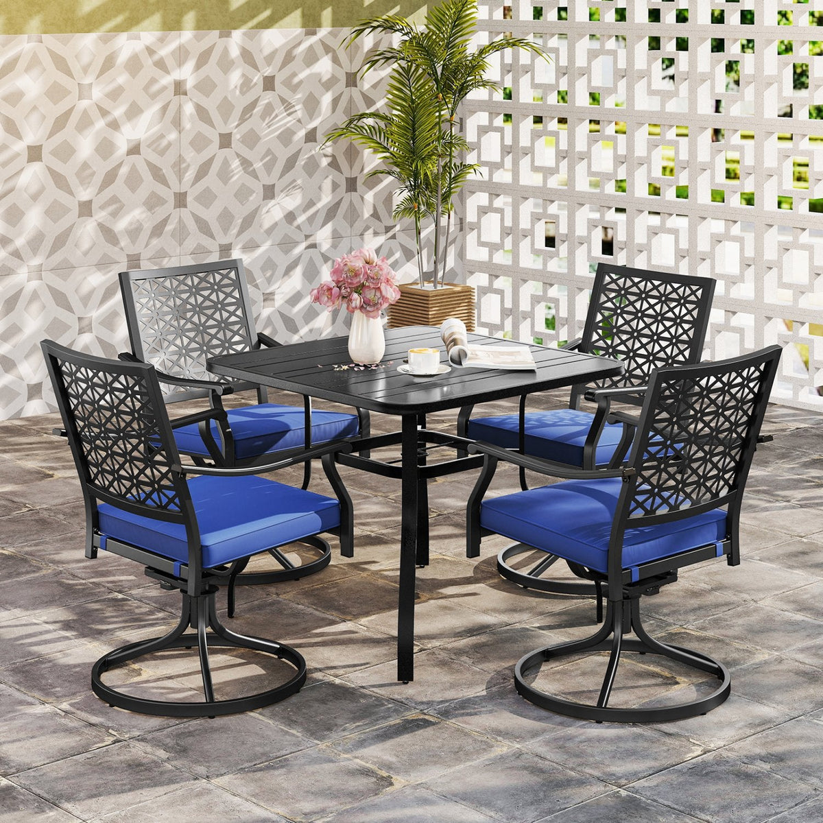 Lot de 2 chaises d'extérieur pivotantes avec coussins moelleux et base ronde en acier – Bleu marine