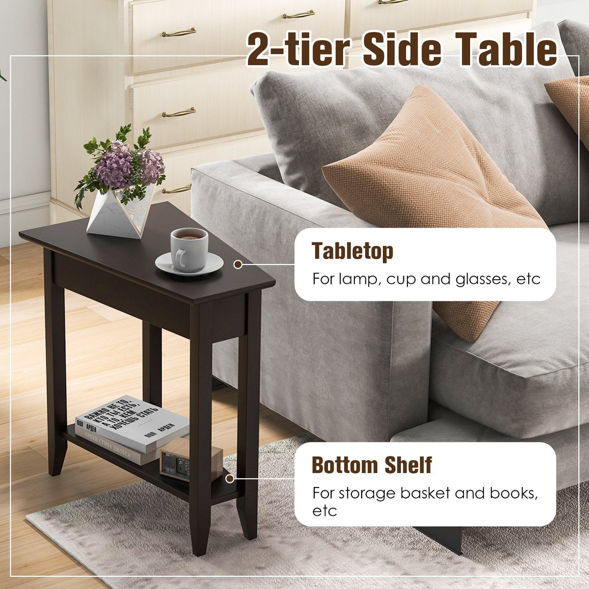 Schmaler, keilförmiger Beistelltisch mit 2 Ebenen, Ablagefach und Massivholzbeinen, Espresso