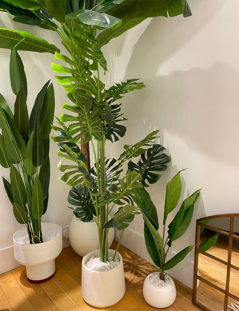 Lazaro White Cement Planter 13''