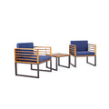Juego de Conversación para Patio de 3 Piezas, 2 Sillas con Estructura de Metal Soportan 400 lb con Respaldo de Listones de Acacia, Cojines Azul Marino con Cuerdas de Amarre y Mesa de 20 in con Tapa de Madera