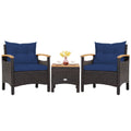 3-teiliges Rattan-Terrassenset, 2 Einzelsessel mit Akazienholz-Armlehnen bis 160 kg belastbar, marineblaue Polster und ein 44,5 cm Beistelltisch mit Akazienholzplatte