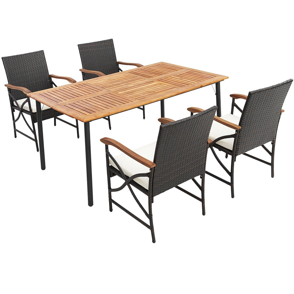 Ensemble de salle à manger d’extérieur 5 pièces, table de 63 pouces avec plateau en acacia, trou pour parasol de 1,9 pouce et 4 fauteuils en résine tressée avec accoudoirs en bois
