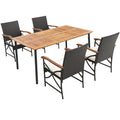 Ensemble de salle à manger d’extérieur 5 pièces, table de 63 pouces avec plateau en acacia, trou pour parasol de 1,9 pouce et 4 fauteuils en résine tressée avec accoudoirs en bois