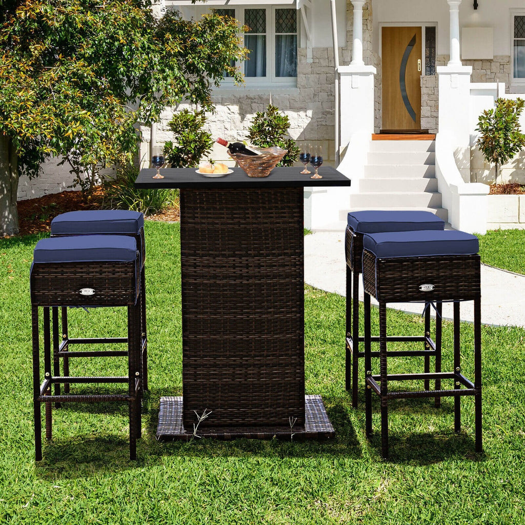 Ensemble de bar 5 pièces en rotin pour terrasse avec tabourets, étagère de rangement cachée et coussins – Bleu marine