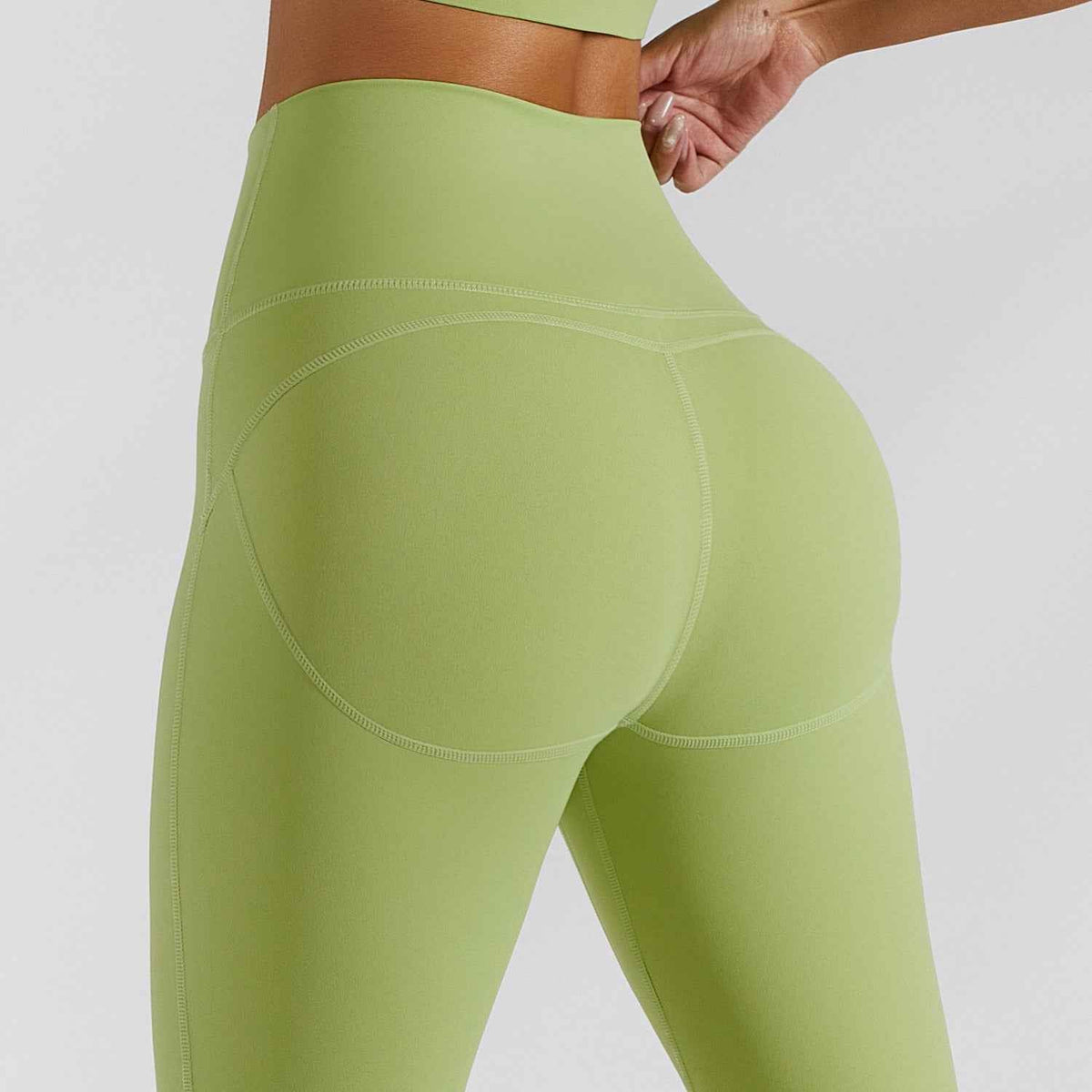 Geripptes One-Shoulder-Yoga-Set für Damen – Rückenfreies Sport-BH & Yogahose