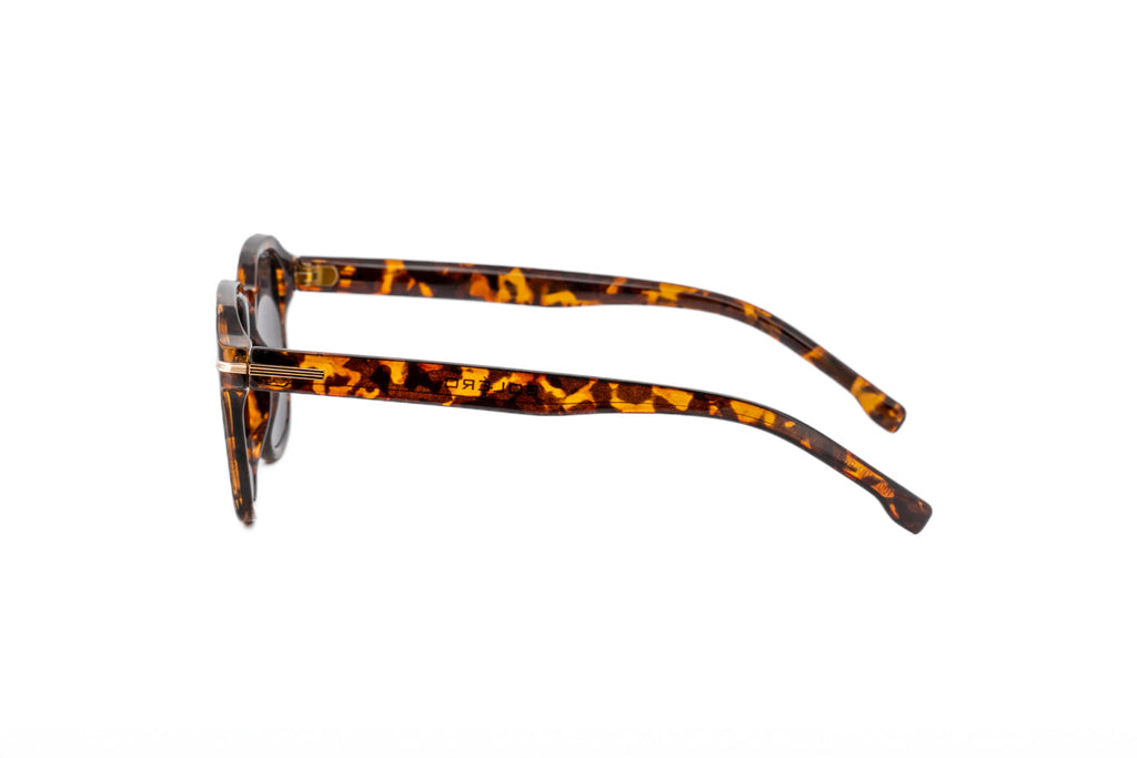 Boléro Quinn — Lunettes de soleil carrées rétro