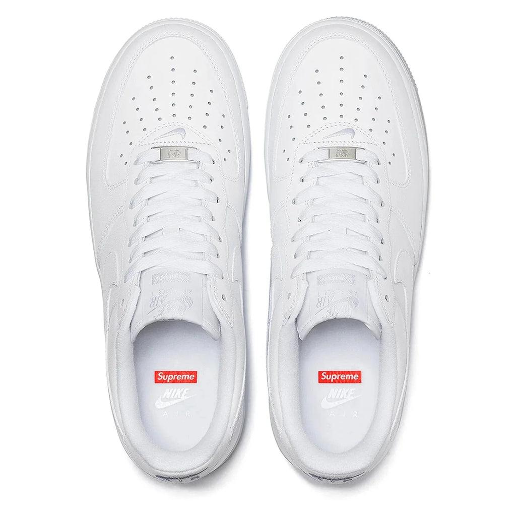 Supreme x Nike 'Air Force 1' Schuhe - Weiß