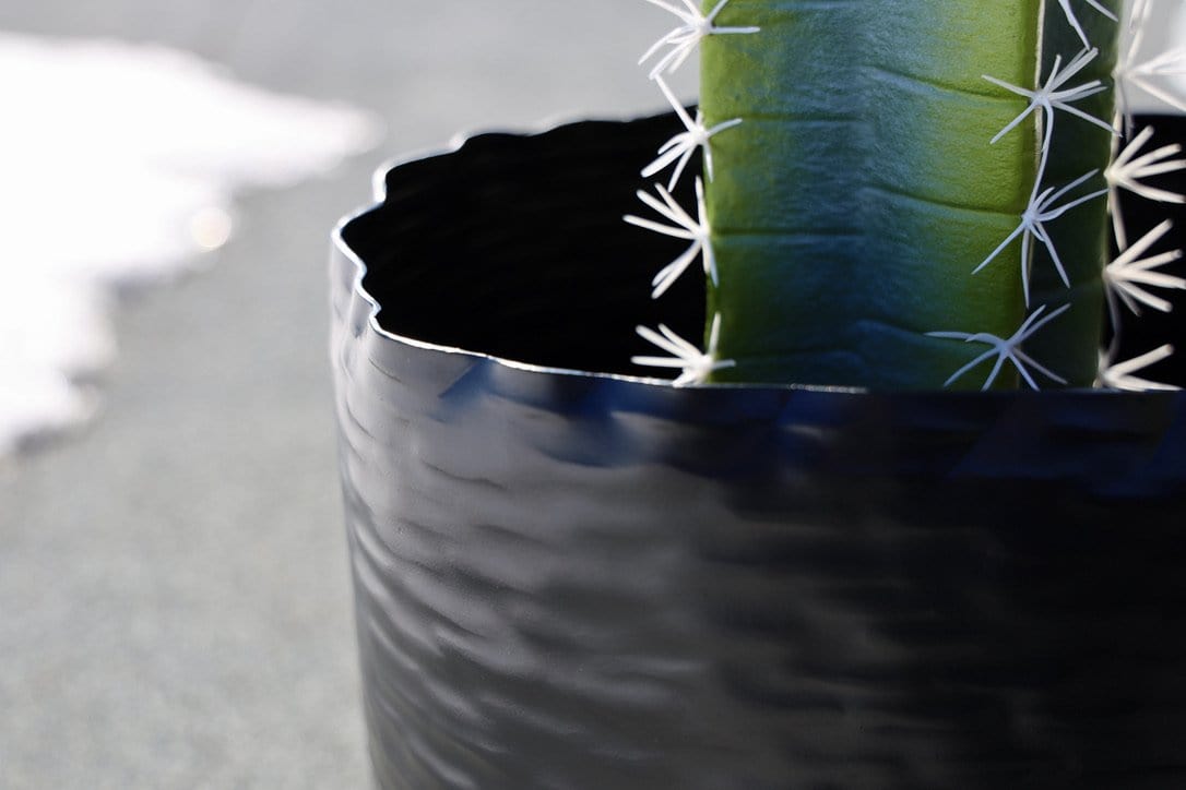 Ponche - Brass Black Basket Planter