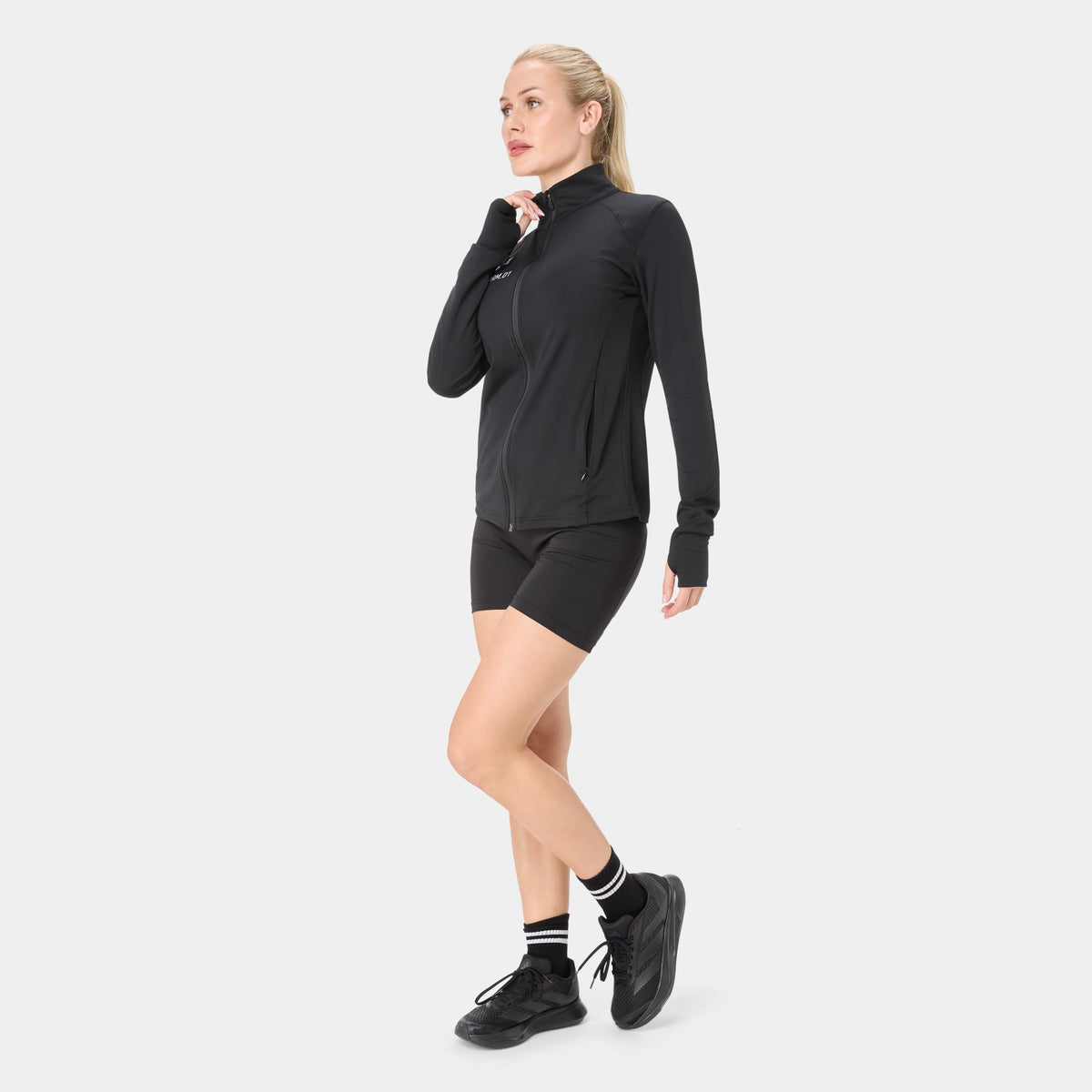 CTRLFORM_01 SUDADERA CON CREMALLERA COMPLETA — WAR BLACK