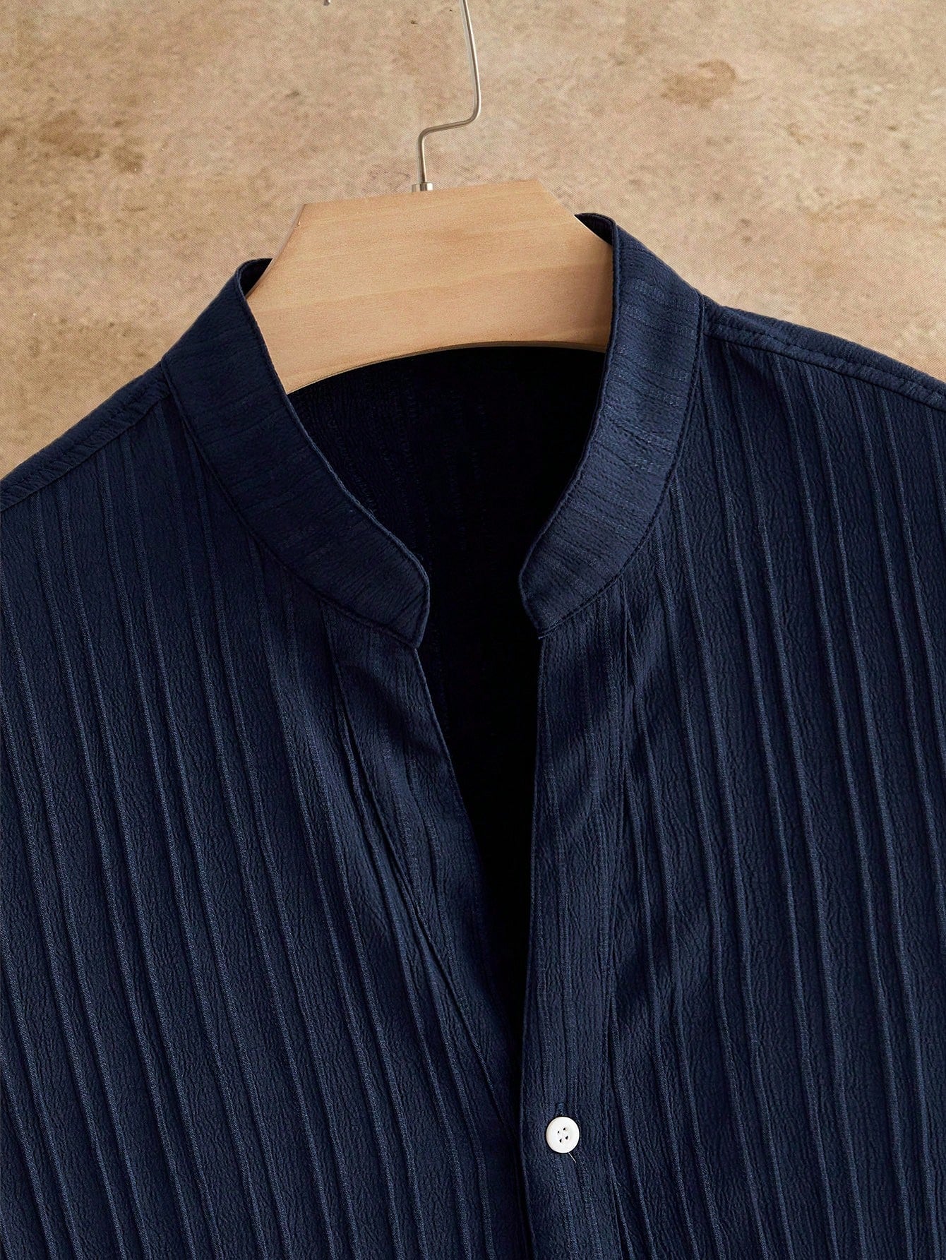 Men's Two-Piece Relaxed Resort Shirt & Cropped Pants Set