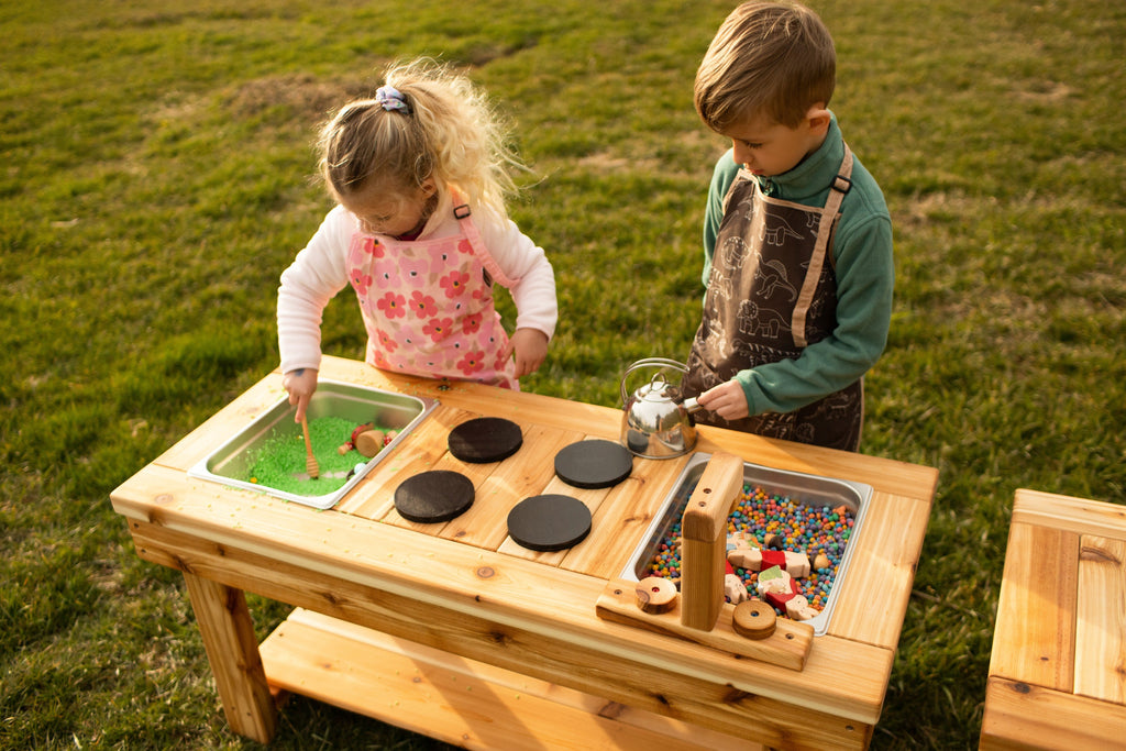Centered Simple Mud Kitchen (with shelf)