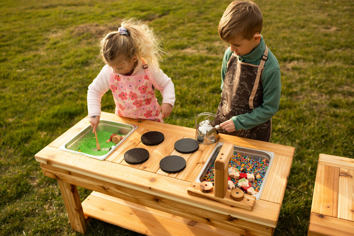 Centered Simple Mud Kitchen (with shelf)