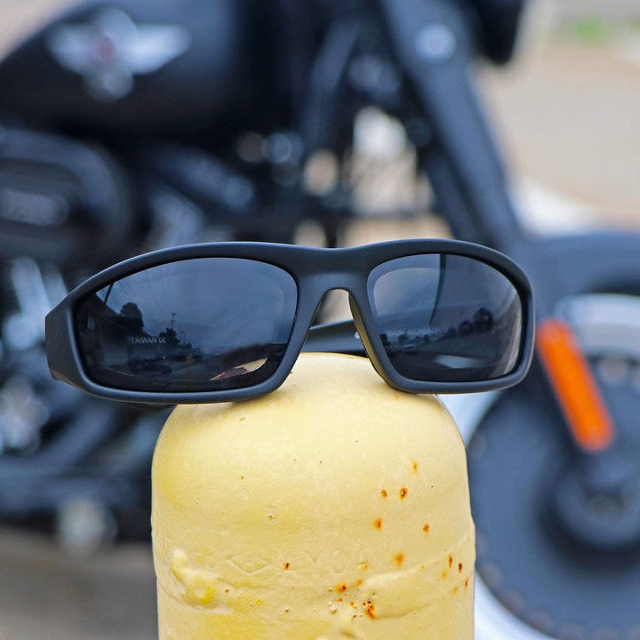 Global Vision Kickback gepolsterte Motorradsonnenbrille. Matte schwarze Soft-Touch-Fahrradbrille