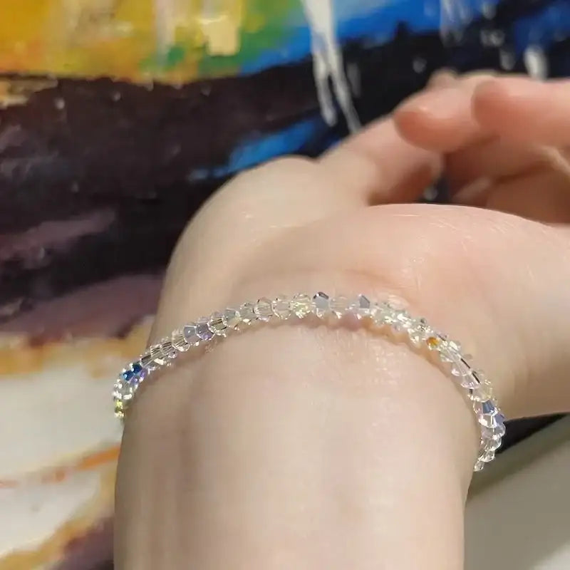 Pulsera de cristal fino, transparente y brillante para mujer, pulsera elástica con refracción de luz colorida y diseño sencillo, joyería para regalo de fiesta 2023