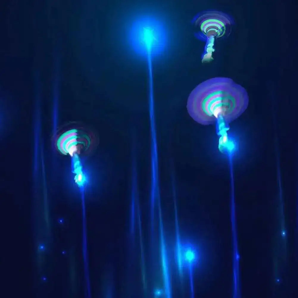 5 piezas de helicópteros voladores con luz LED tipo resortera, juguetes de cohete con flecha luminosa, recuerdos para fiestas al aire libre, helicópteros que brillan en la oscuridad para niños