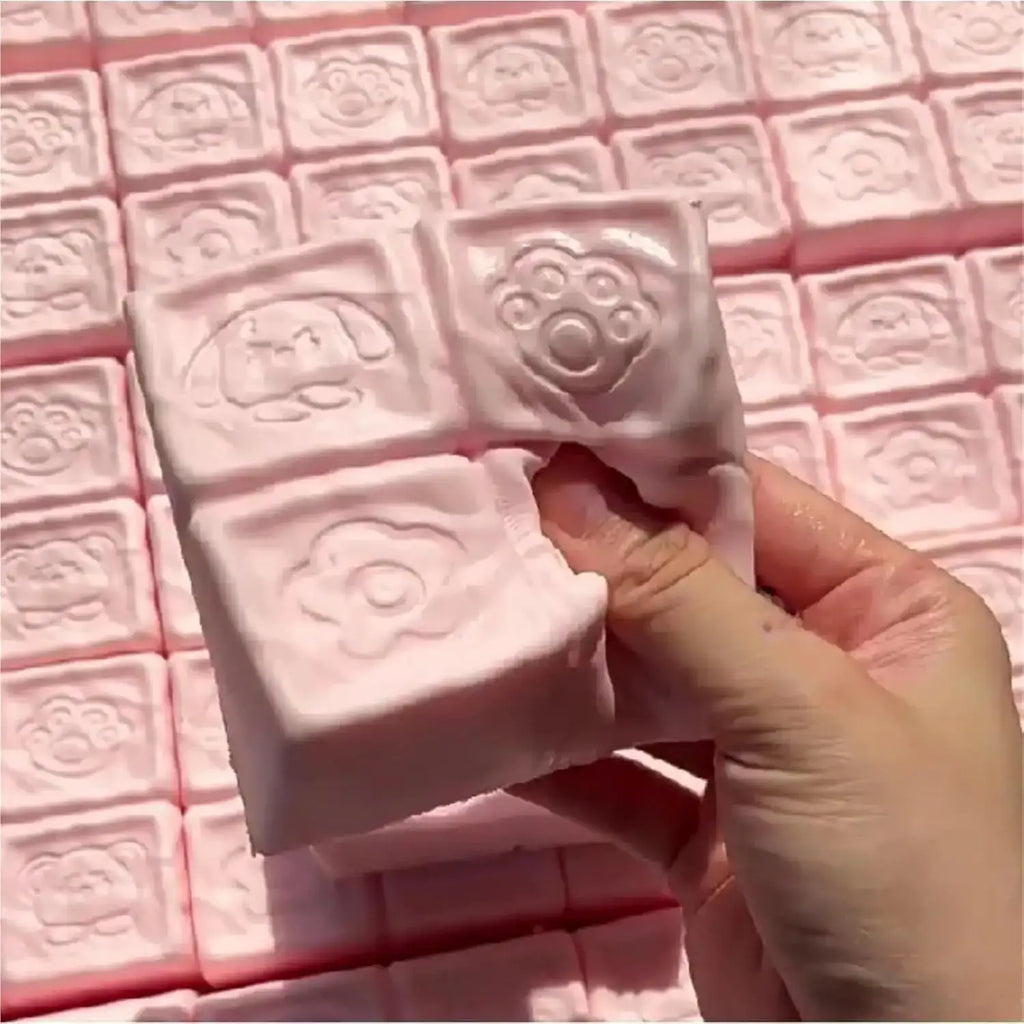 Lindo juguete antiestrés de cuatro cuadrículas con diseño de dibujos animados, barra de chocolate rosa suave, juguete sensorial de apretar con forma de perro, oso, flor y huella, juguete de levantamiento lento para aliviar el estrés, regalo para niños