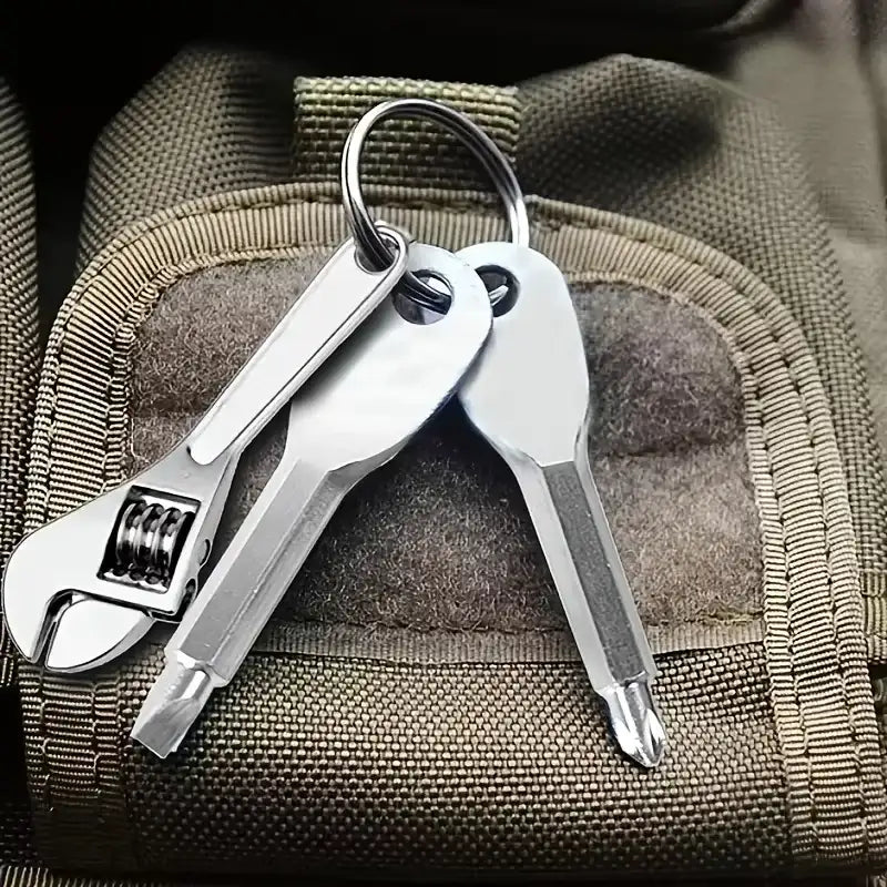 Mini Adjustable Wrench Shaped Metal Keychain Universal Portable Car Hanging Pendant Vehicle Key Ring Accessory