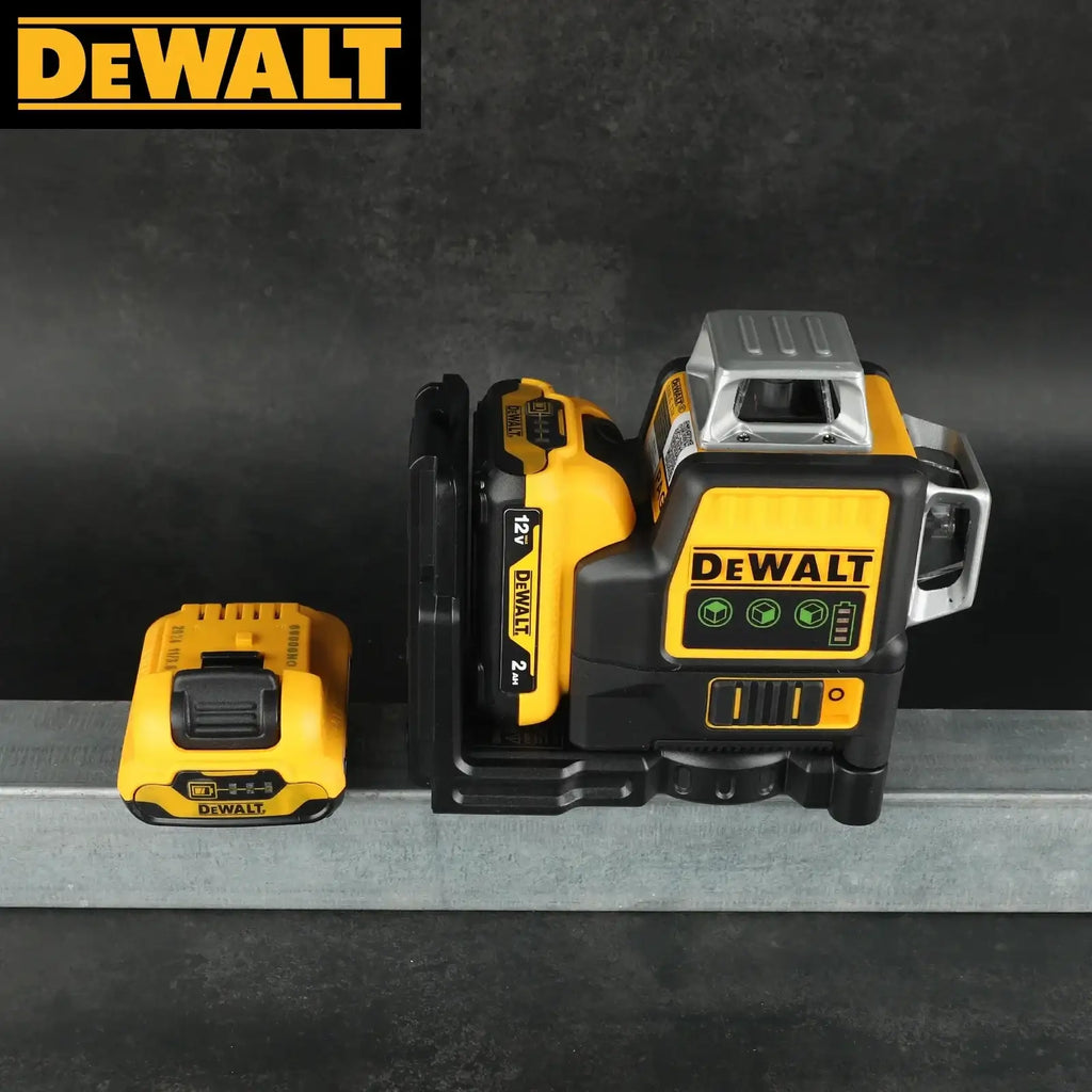 Niveau laser lignes vertes DEWALT DW089LG 12V MAX, 3 x 360°, 3 plans, faisceaux horizontaux et verticaux autonivelants pour aménagement intérieur/extérieur