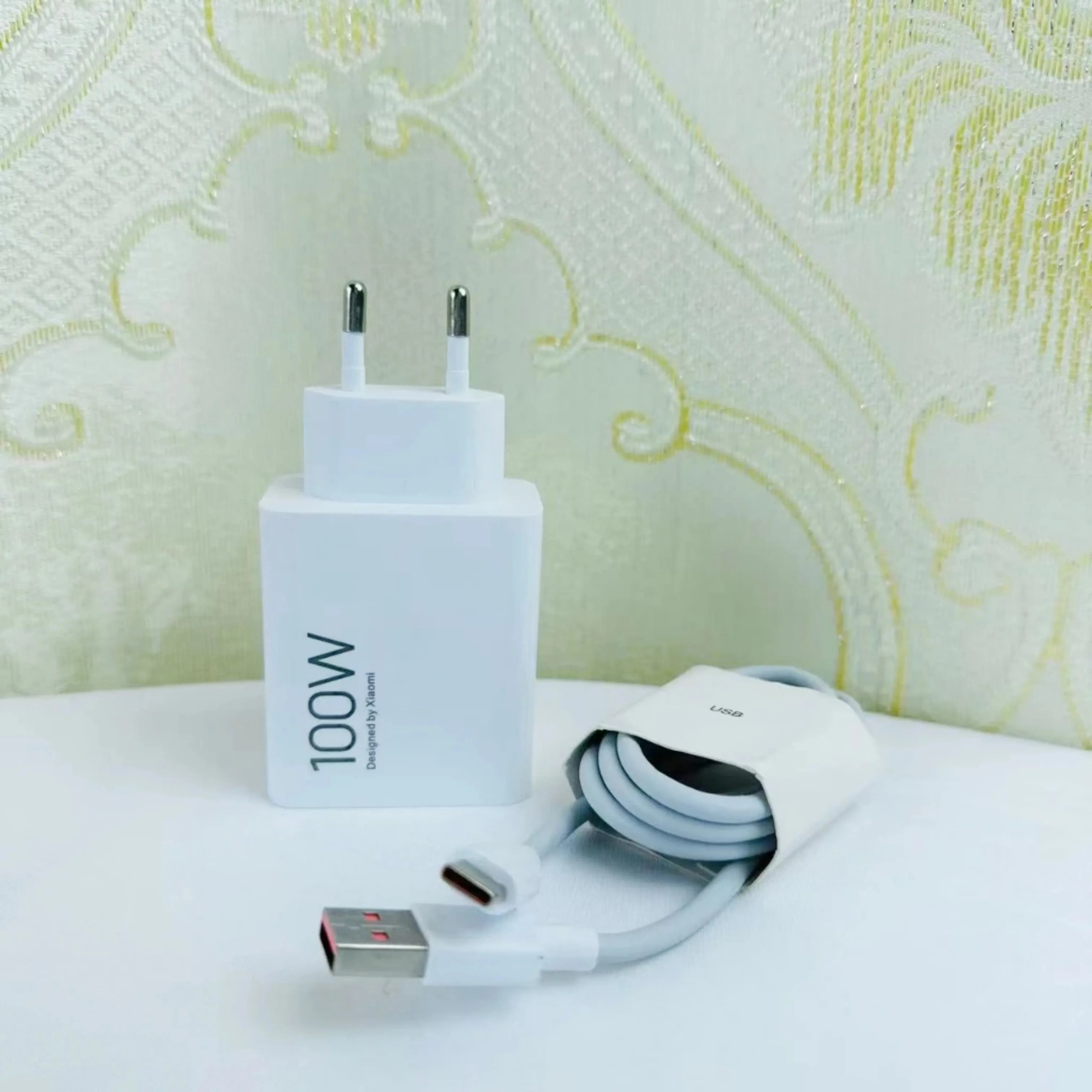 Chargeur rapide Xiaomi 100W EU Turbo Redmi Note15 14 13 Pro Pro+ K90 K80 Pro Adaptateur de charge rapide EU Câble USB 6A pour Mi 17 15 Poco