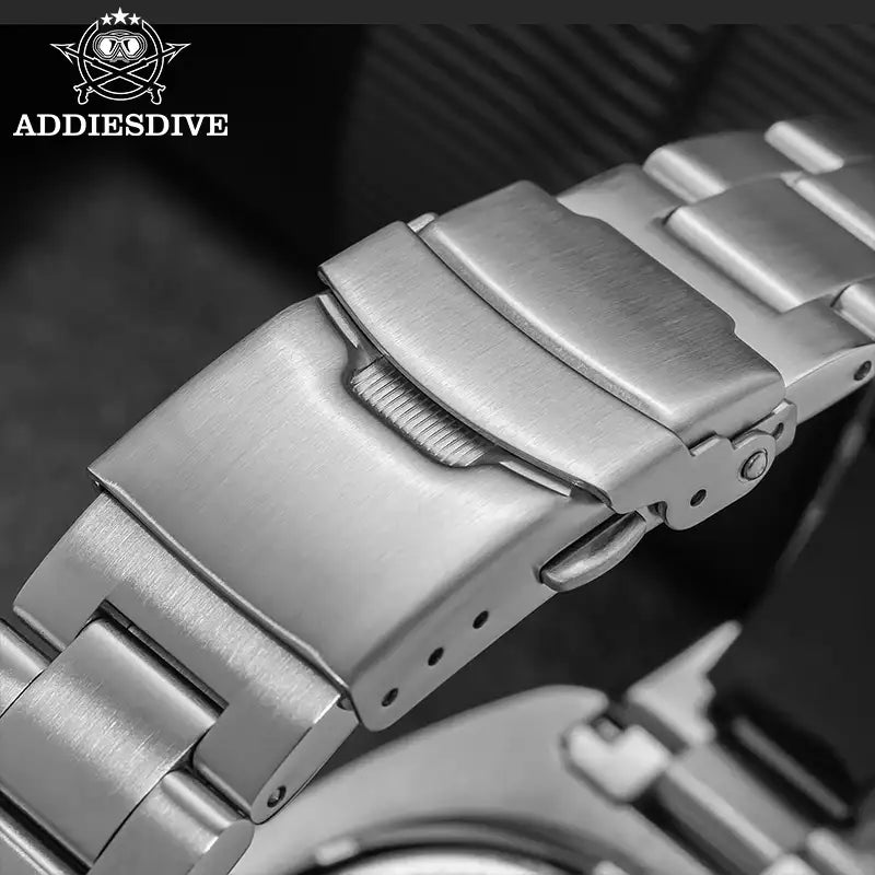 ADDIESDIVE Herren-Outdoor-Quarzuhr, neu, 200 m Tauchtiefe, BGW9 Super Blue Leuchtanzeige, Saphirglas, Herrenuhr aus Edelstahl