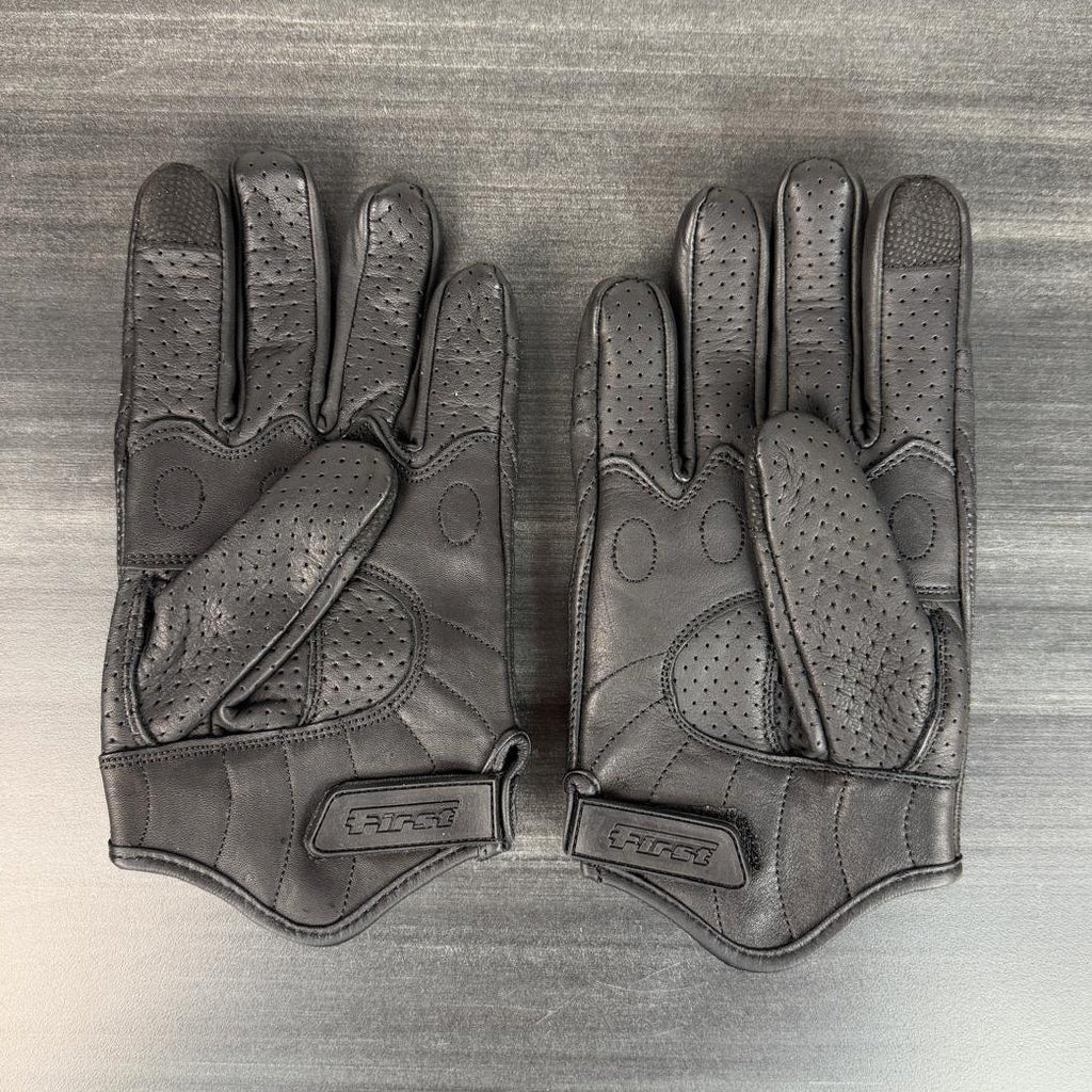 Gants de moto premium pour hommes en cuir de chèvre perforé