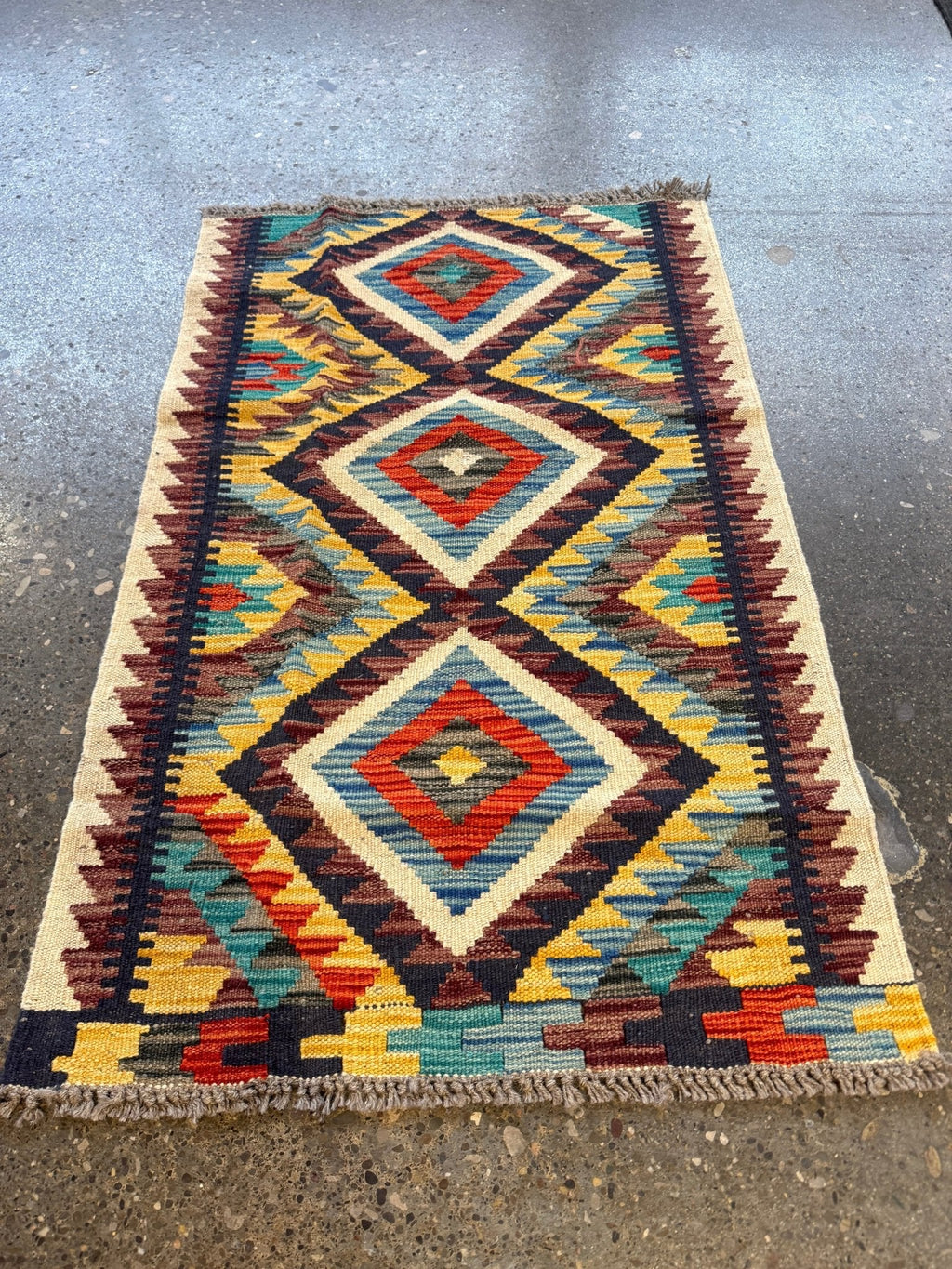 Kilim afghan de Maimana — Losanges bleu ciel et safran | 2'1" × 3'3"