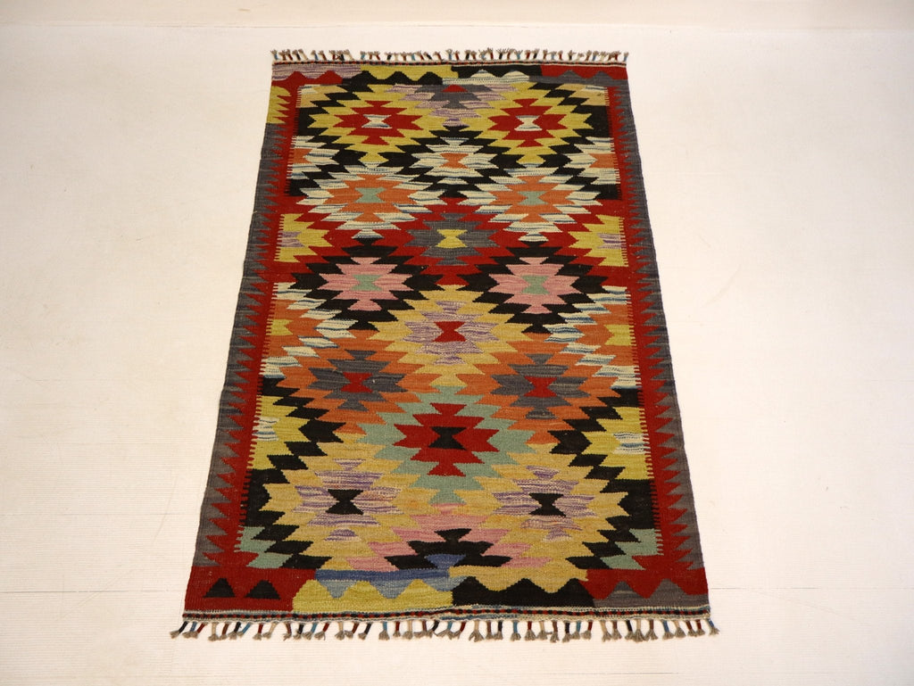 Afghan Maimana Kilim — Apricot & Pastel Starbursts | 3'3" × 5'1"