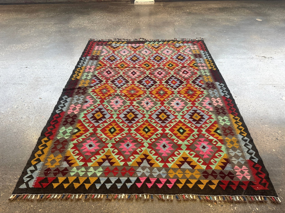 Afghan Maimana Kilim — Rose Pink & Mint Diamonds | 5'5" × 7'3"
