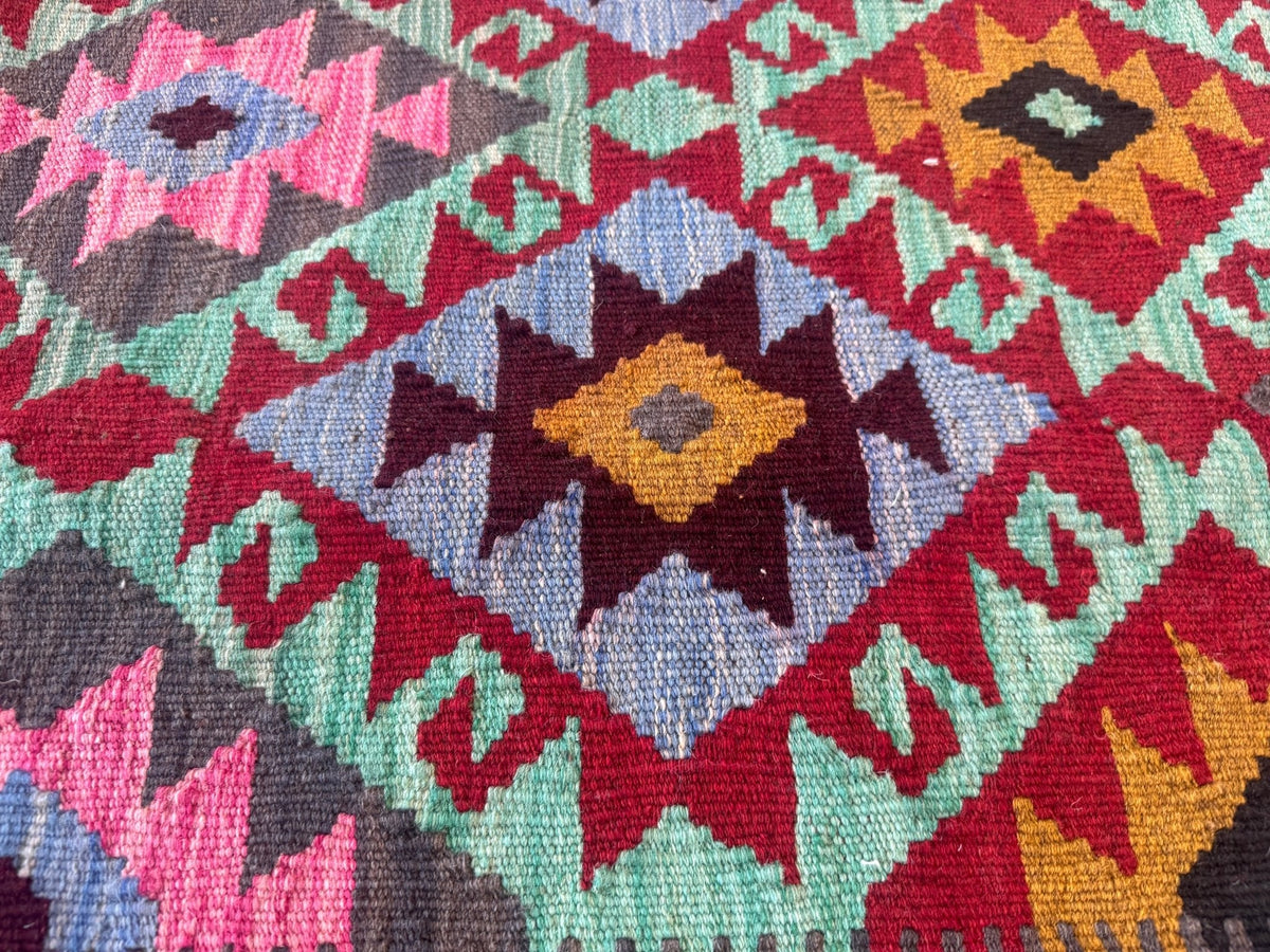 Afghan Maimana Kilim — Rose Pink & Mint Diamonds | 5'5" × 7'3"