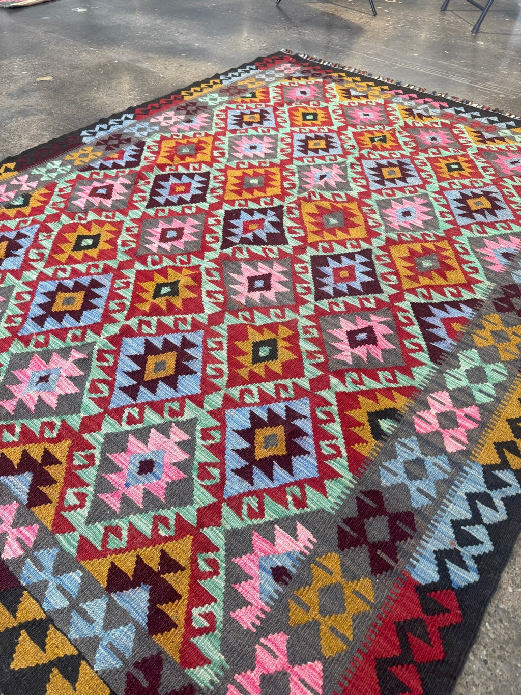 Afghan Maimana Kilim — Rose Pink & Mint Diamonds | 5'5" × 7'3"