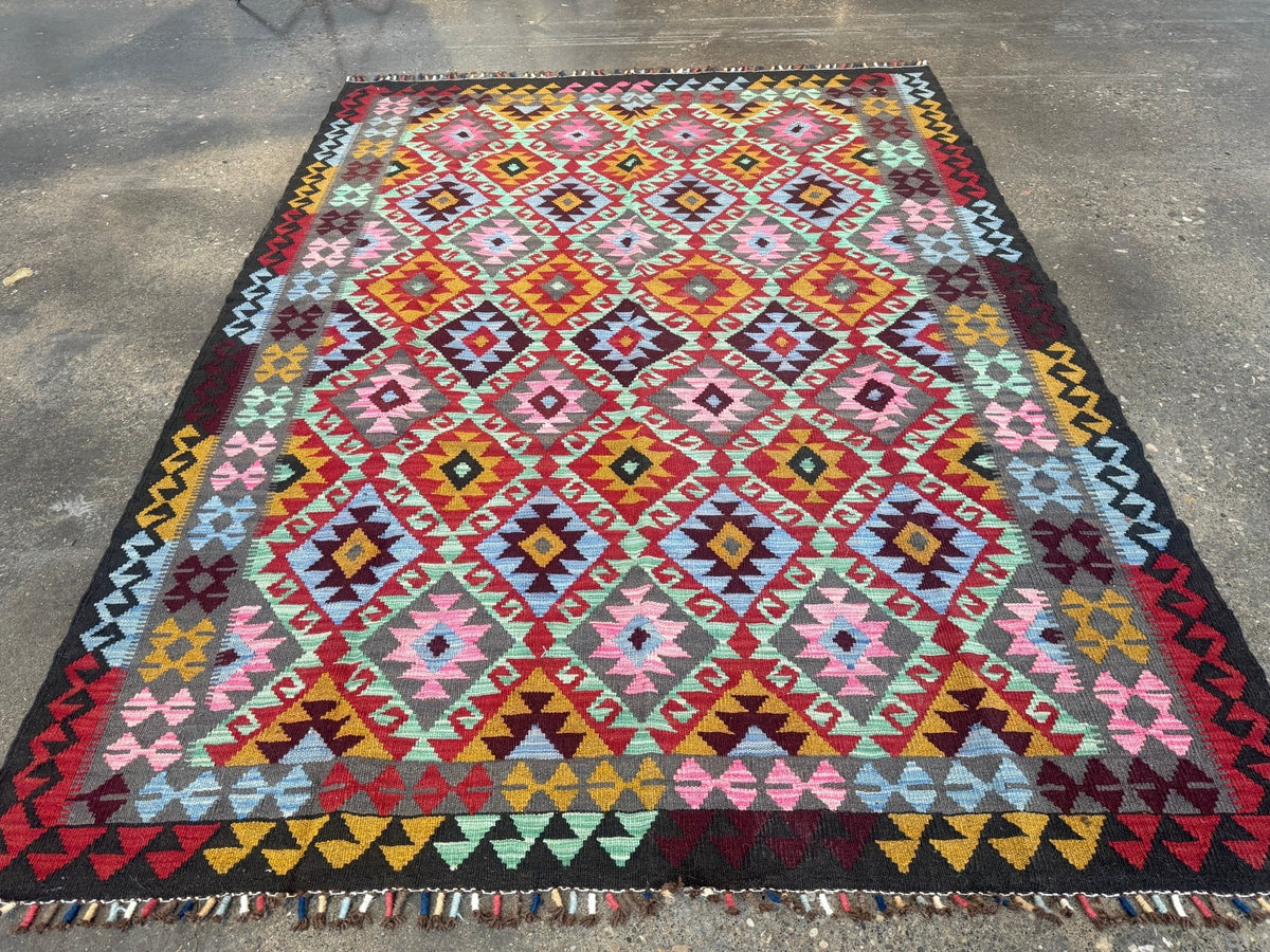 Afghan Maimana Kilim — Rose Pink & Mint Diamonds | 5'5" × 7'3"