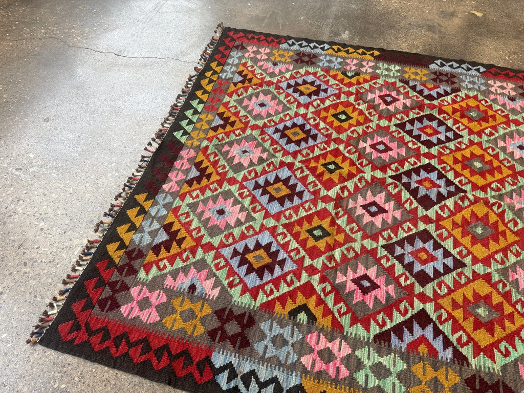 Afghan Maimana Kilim — Rose Pink & Mint Diamonds | 5'5" × 7'3"