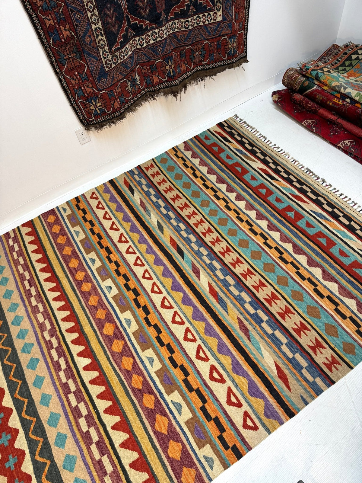 Kilim afgano de Maimana — Rayas ámbar y azul cielo | 6'7" × 9'10"