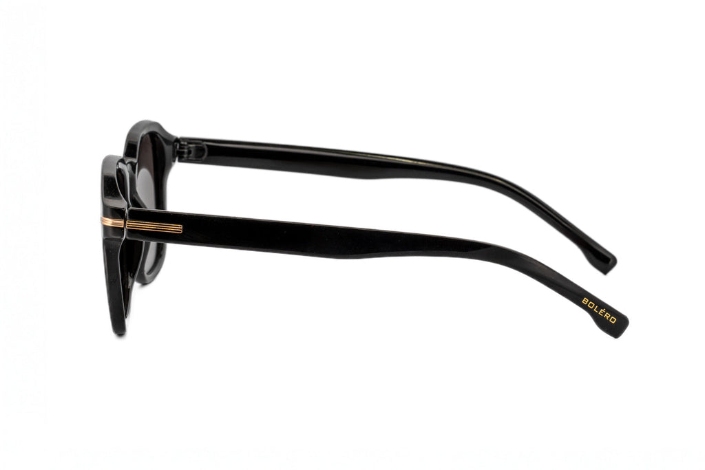Boléro Quinn — Lunettes de soleil carrées rétro