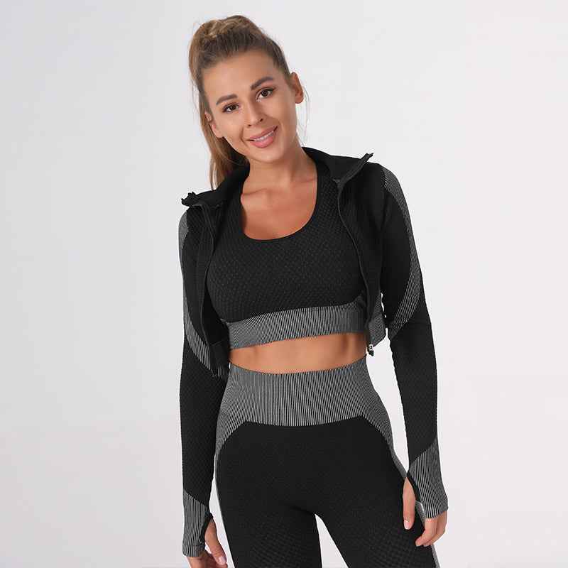 Dreiteiliges Yoga-Trainingsset für Damen – Eng anliegende, schnelltrocknende Sportbekleidung