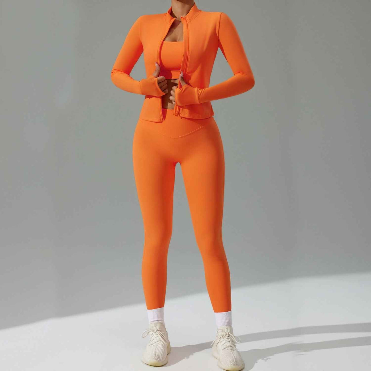 Dreiteiliges Set zum Laufen und Trainieren – Schnelltrocknende Sportbekleidung mit Strickjacke