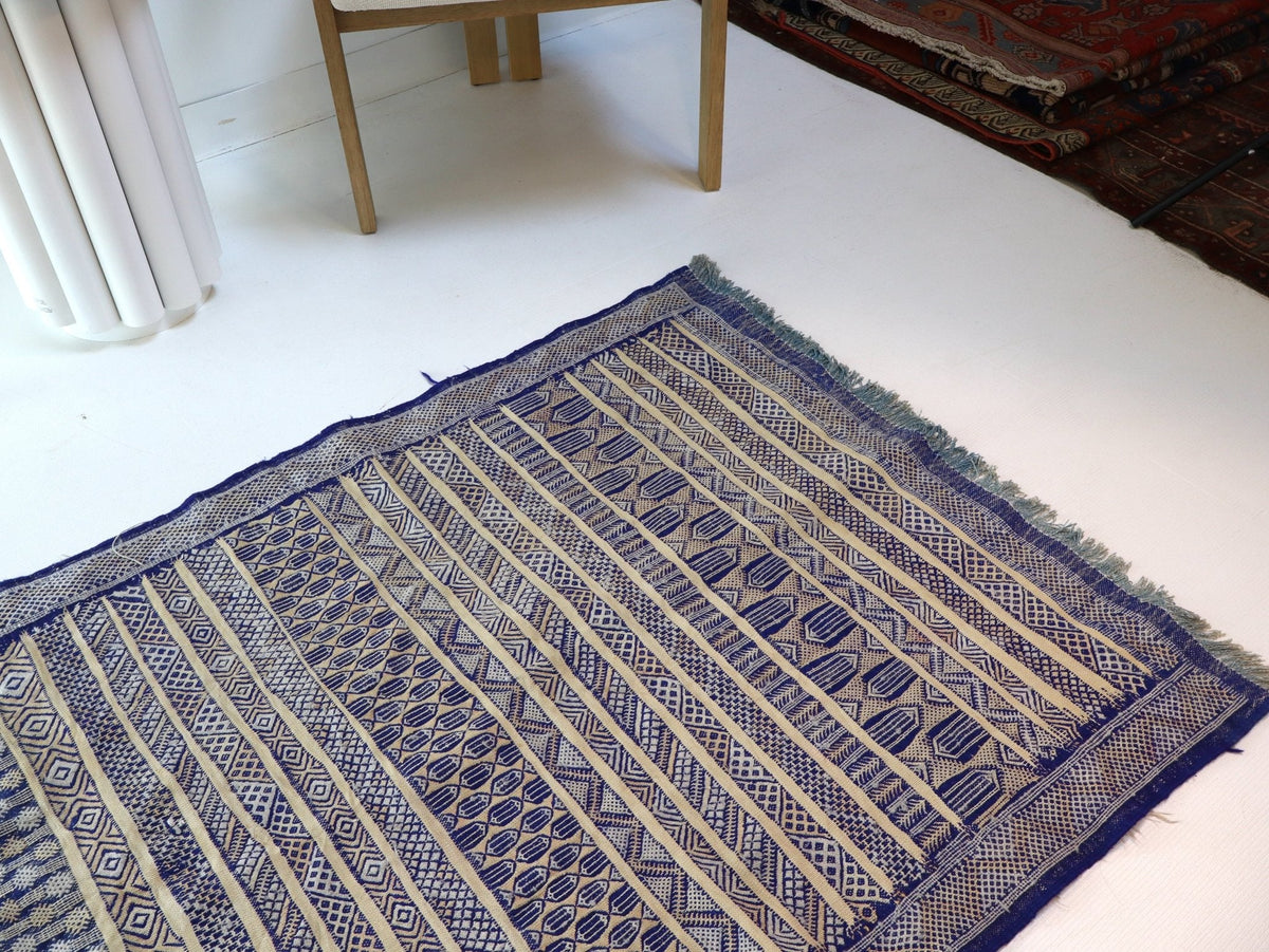 Marokkanischer Tiflet Kelim Teppich | 100 x 130 cm