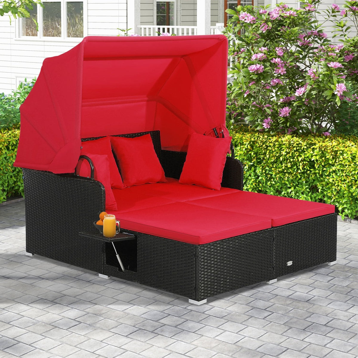 Cama de exterior de ratán con toldo retráctil y bandejas laterales, rojo
