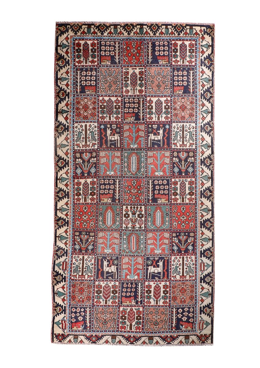 Persian Bakhtiar Rug | 4' 3" x 8' 6"