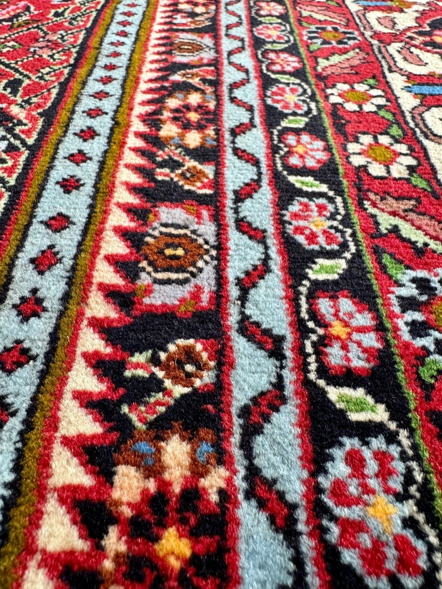 Persian Bidjar Rug — Ruby & Ivory Herati Medallion | 6'5" × 9'9"