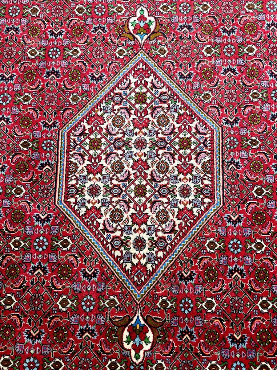 Persian Bidjar Rug — Ruby & Ivory Herati Medallion | 6'5" × 9'9"