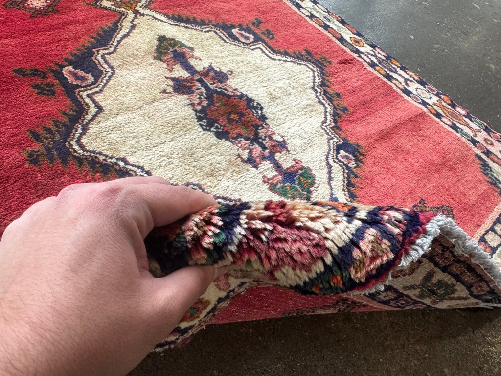 Boyukabad Accent Rug — Ivory Medallion on Rose Red | 3'5" × 3'9"