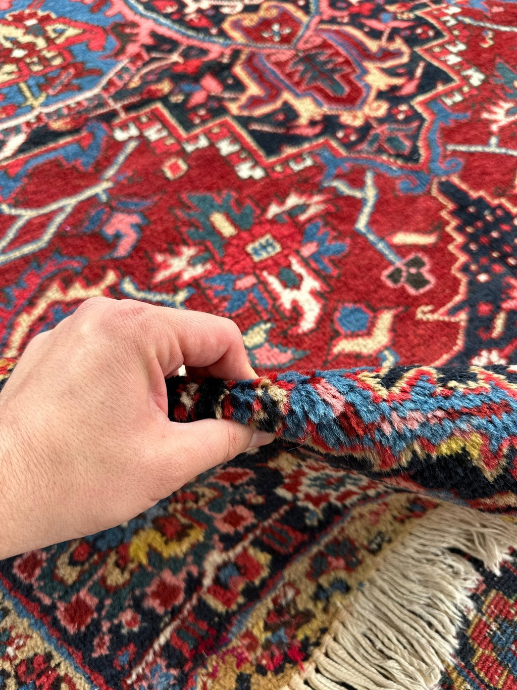 Persian Heriz Rug — Ruby Red & Indigo Star Medallion | 8'3" × 11'