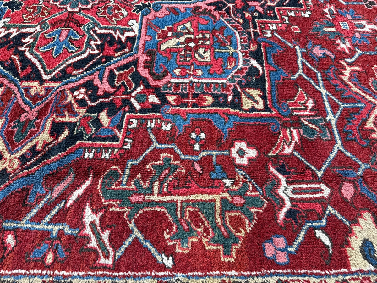 Persian Heriz Rug — Ruby Red & Indigo Star Medallion | 8'3" × 11'